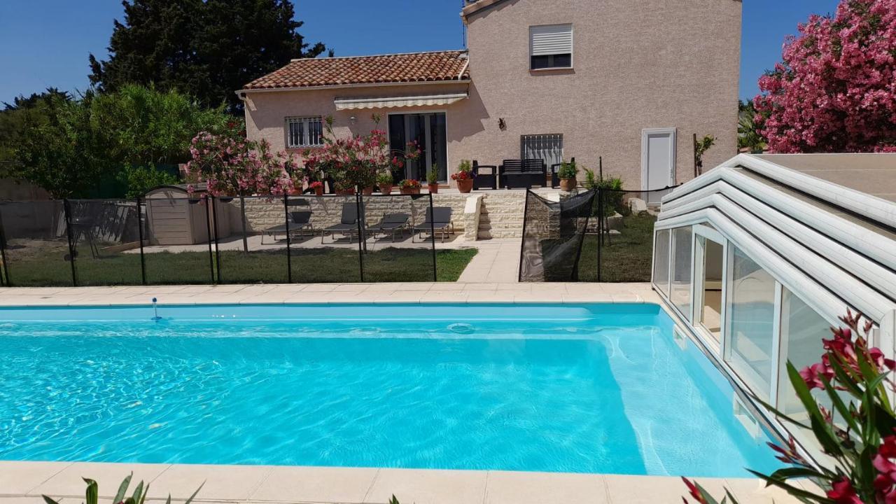 Villa Avec Plage A Pied Et Grande Piscine Sainte-Marie-la-Mer Exterior foto